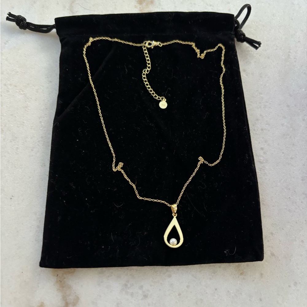 Gold Vermeil Teardrop Pearl Necklace | 925 Sterling Silver | Minimalist